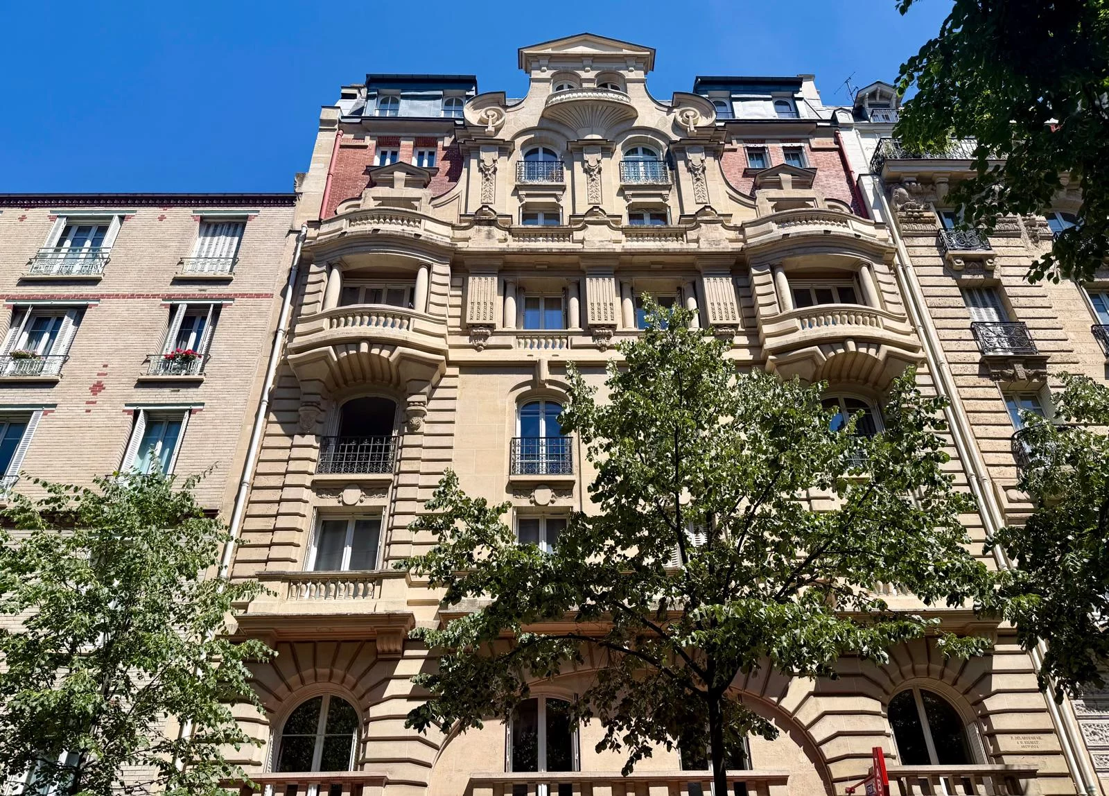 Studio Lumineux — Rue de la Convention